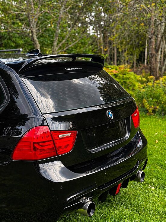 BMW E91 Touring Wiper Delete Kit with Button — PZ1